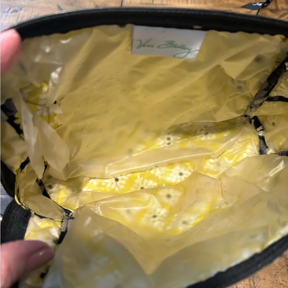 9 piece Vera Bradley Retired Baroque set - Picture 12 of 13